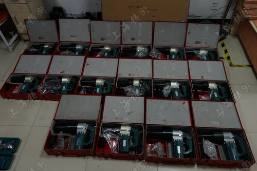 初終緊扭剪型電動(dòng)扳手