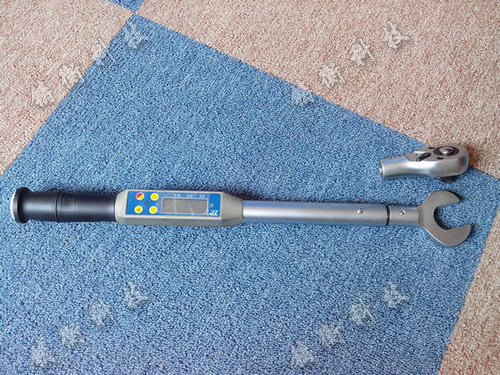 數(shù)顯扭力扳手